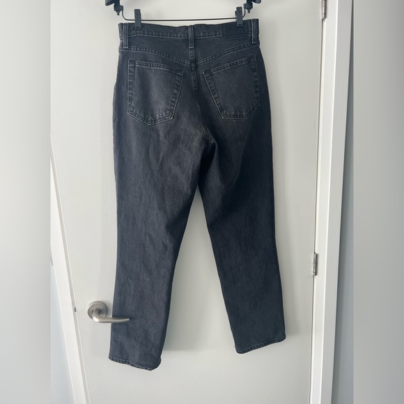 Abercrombie & Fitch Ultra High Rise 90s Straight Jean - Picture 7 of 7